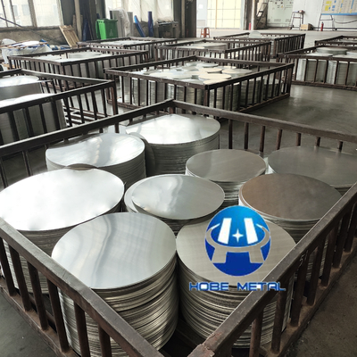 1100/1050/1080/H12/H14/H18 CC / DC অ্যালুমিনিয়াম ডিস্ক ট্র্যাফিক চিহ্নের জন্য বৃত্তাকার বেধ 0.3-6 মিমি ব্যাস 60-1800