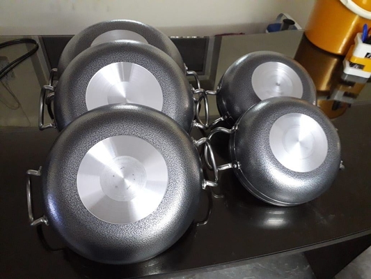 Multifunctional ডিসি Anodized বৃত্তাকার অ্যালুমিনিয়াম শীট 3000 রান্নাঘর বহিরাগত জন্য সিরিজ