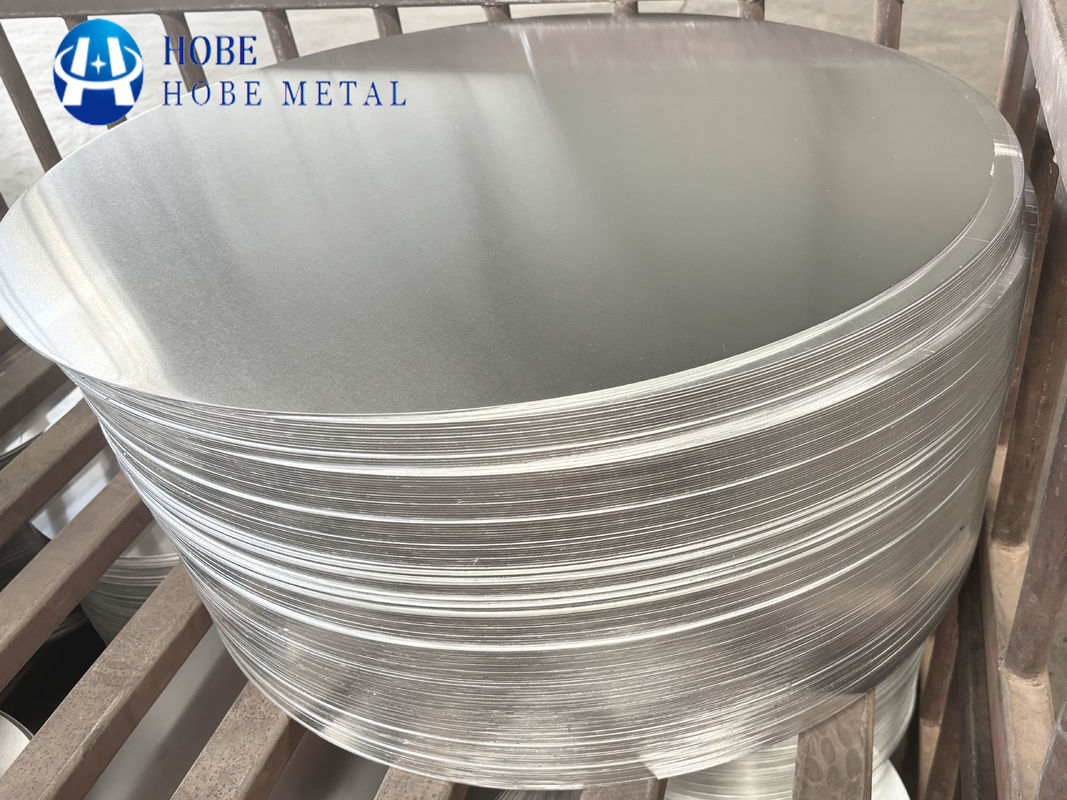 বৈদ্যুতিক এবং ইলেকট্রনিক অ্যাপ্লিকেশনের জন্য ডিজাইন করা অ্যানোডাইজড অ্যালুমিনিয়াম বৃত্তাকার ডিস্ক, যা উন্নত পরিবাহিতা প্রদান করে