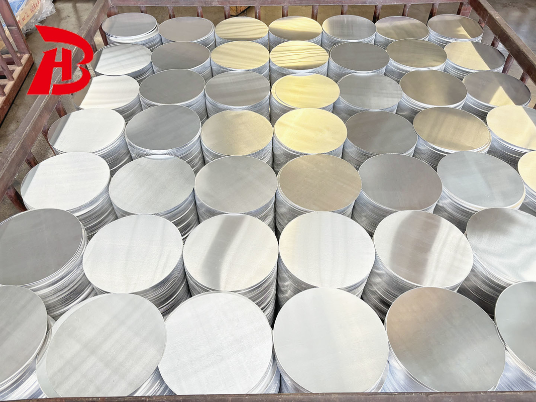 1060 3003 5052 অ্যালোয় H24 H32 2mm 676mm ব্যাসার্ধ অ্যালুমিনিয়াম বৃত্ত রাস্তা সতর্কতা চিহ্ন জন্য